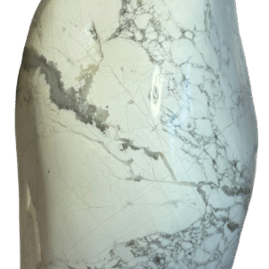 Howlite hc 3